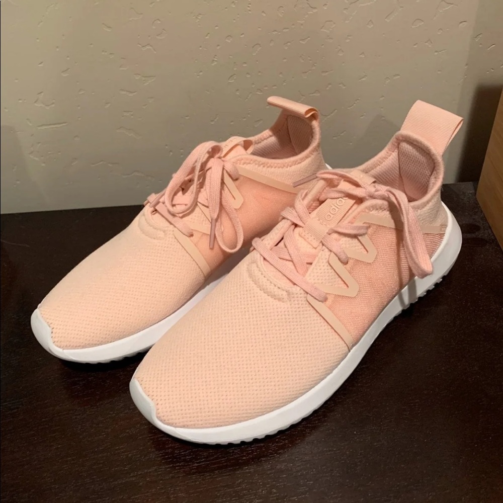 Adidas Tubular Sneaker